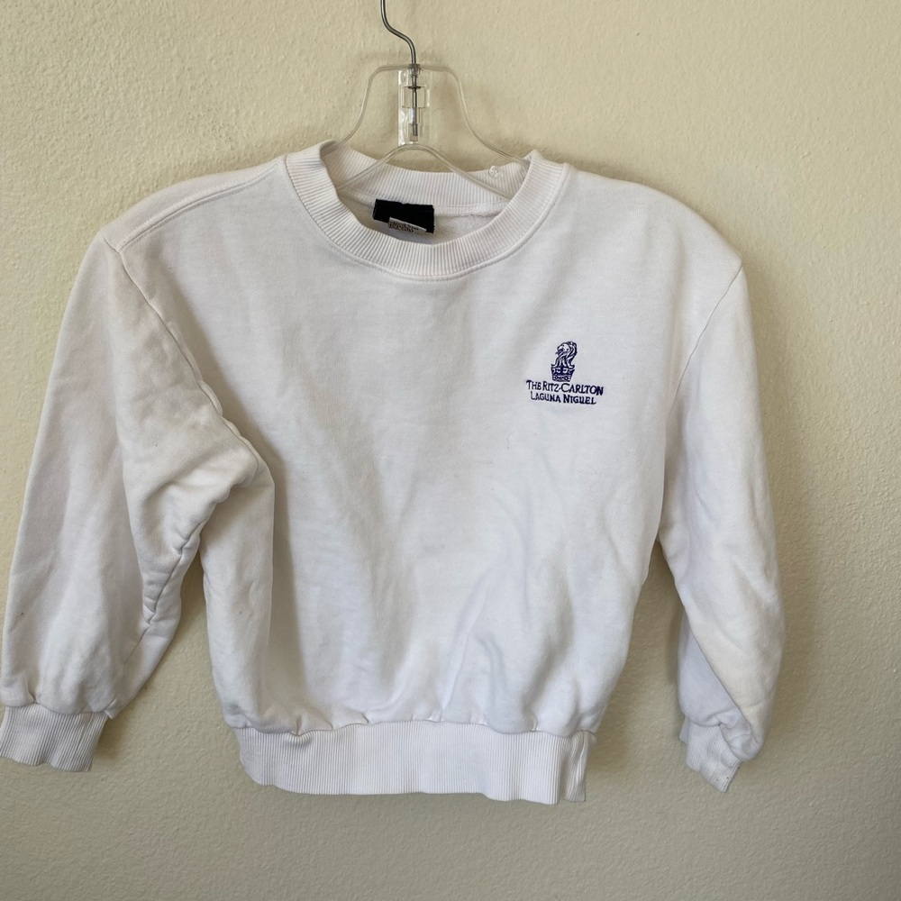 The Ritz Carlton Vintage Kids White Sweatshirt Size S Pullover Top Laguna Niguel
